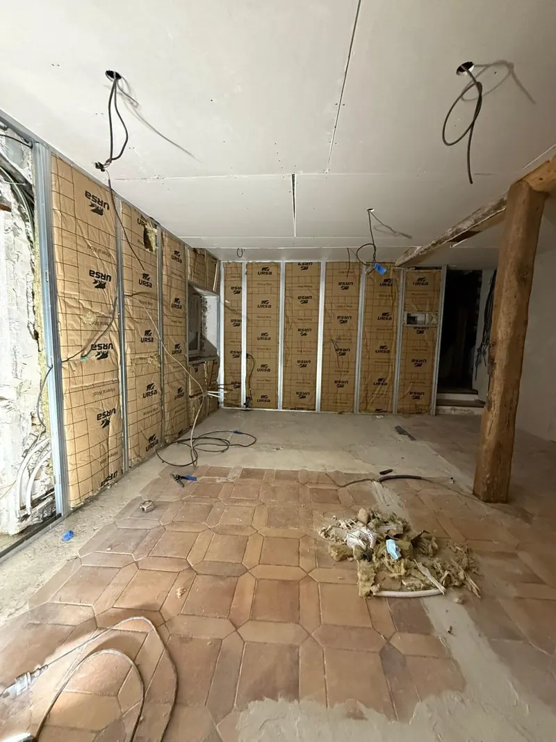 Rénovation intérieure complète à Fontenay-Saint-Père – photo 2